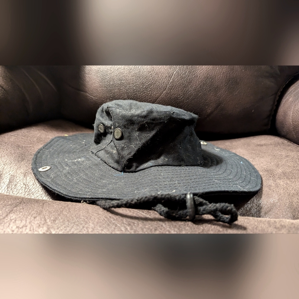 Black boonie hat